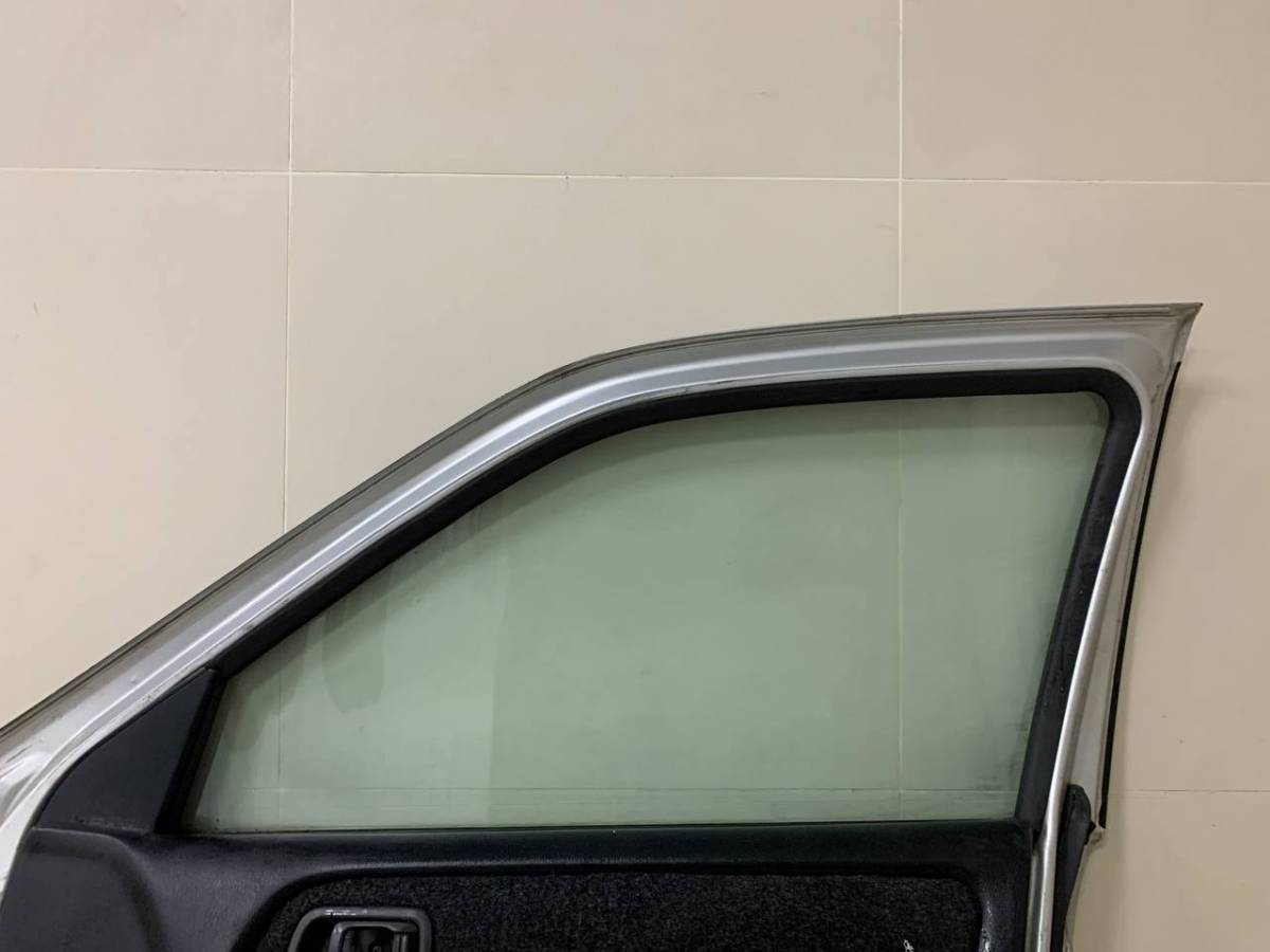 Дверь передняя правая Nissan Bluebird (U14) 1996-2001