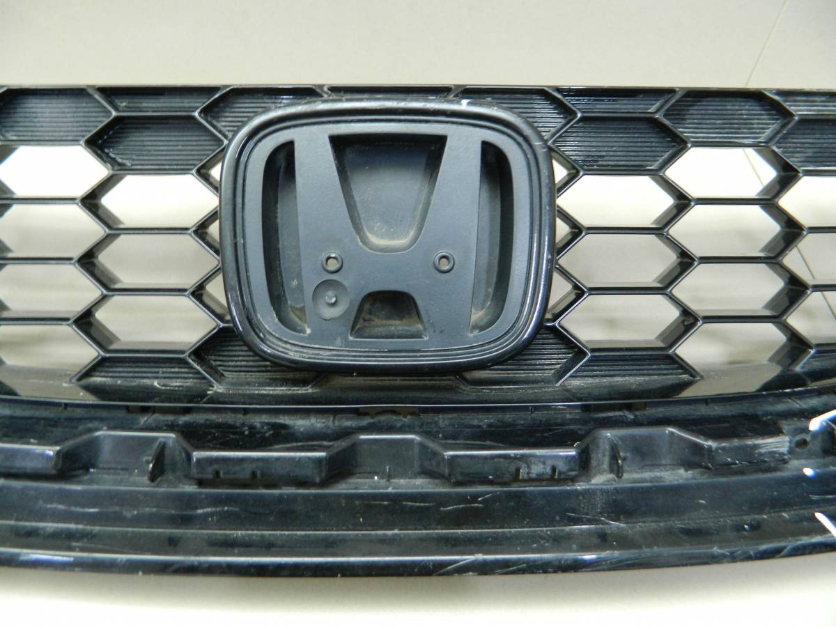 Решетка радиатора Honda Civic 5D 2012>