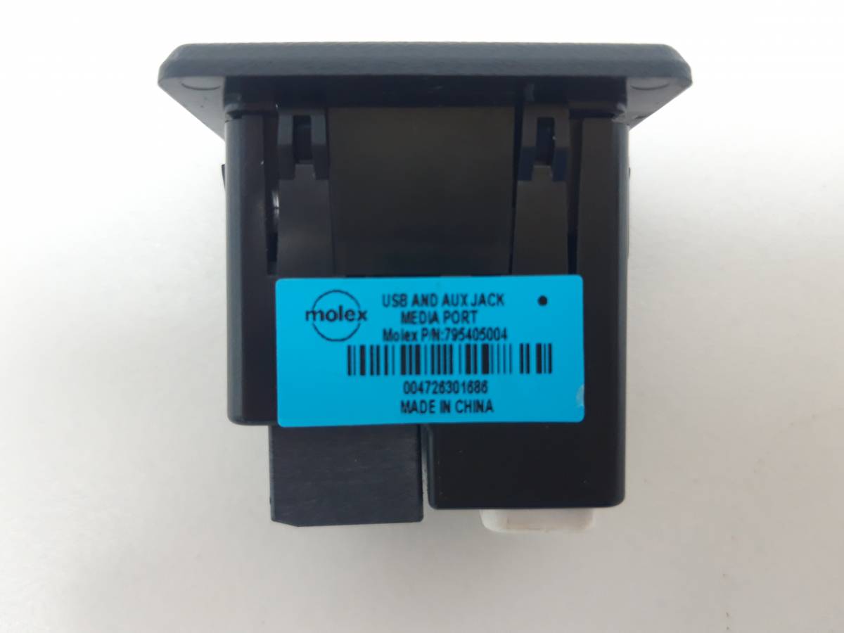 Разъем (USB AUX) Nissan X-Trail 3 (T32) 2014>