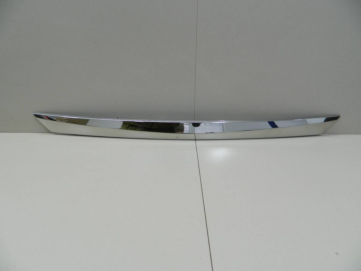Накладка крышки багажника Nissan Sentra (B17) 2013-2017