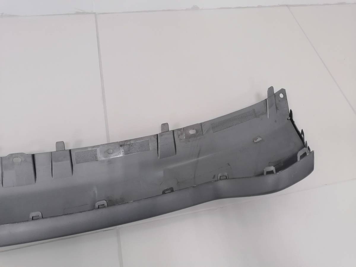 Накладка переднего бампера центральная Chery Tiggo 8 T18 2018-2022
