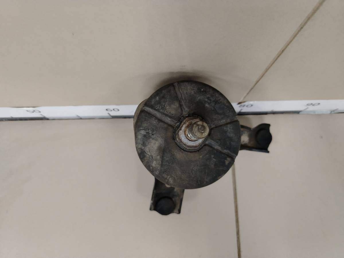 Опора двигателя правая Toyota Camry (V40) 2006-2011 Опора двигателя правая Toyota Camry (V40) 2006-2011