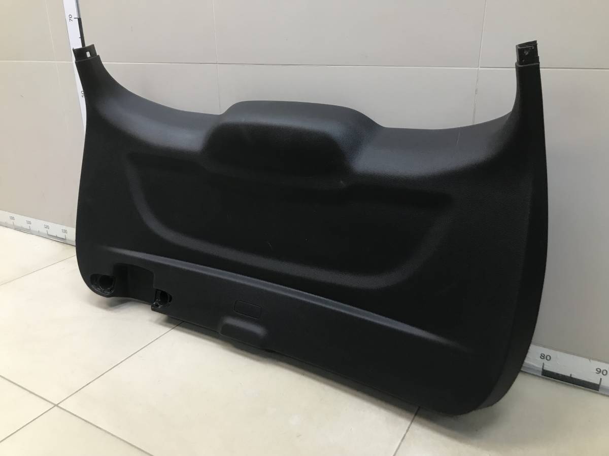 Обшивка крышки багажника Ford Escape 2007-2015