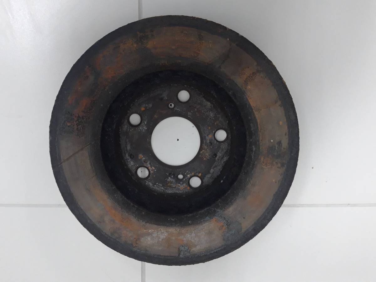 Диск тормозной передний Toyota Camry (XV30) 2001-2006