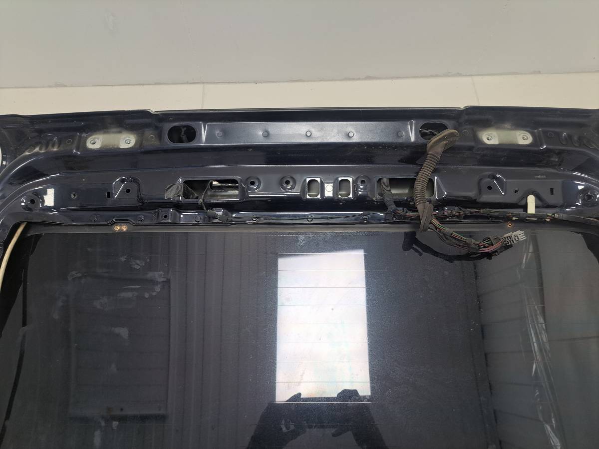 Дверь багажника со стеклом Land Rover Discovery 3 2004-2009