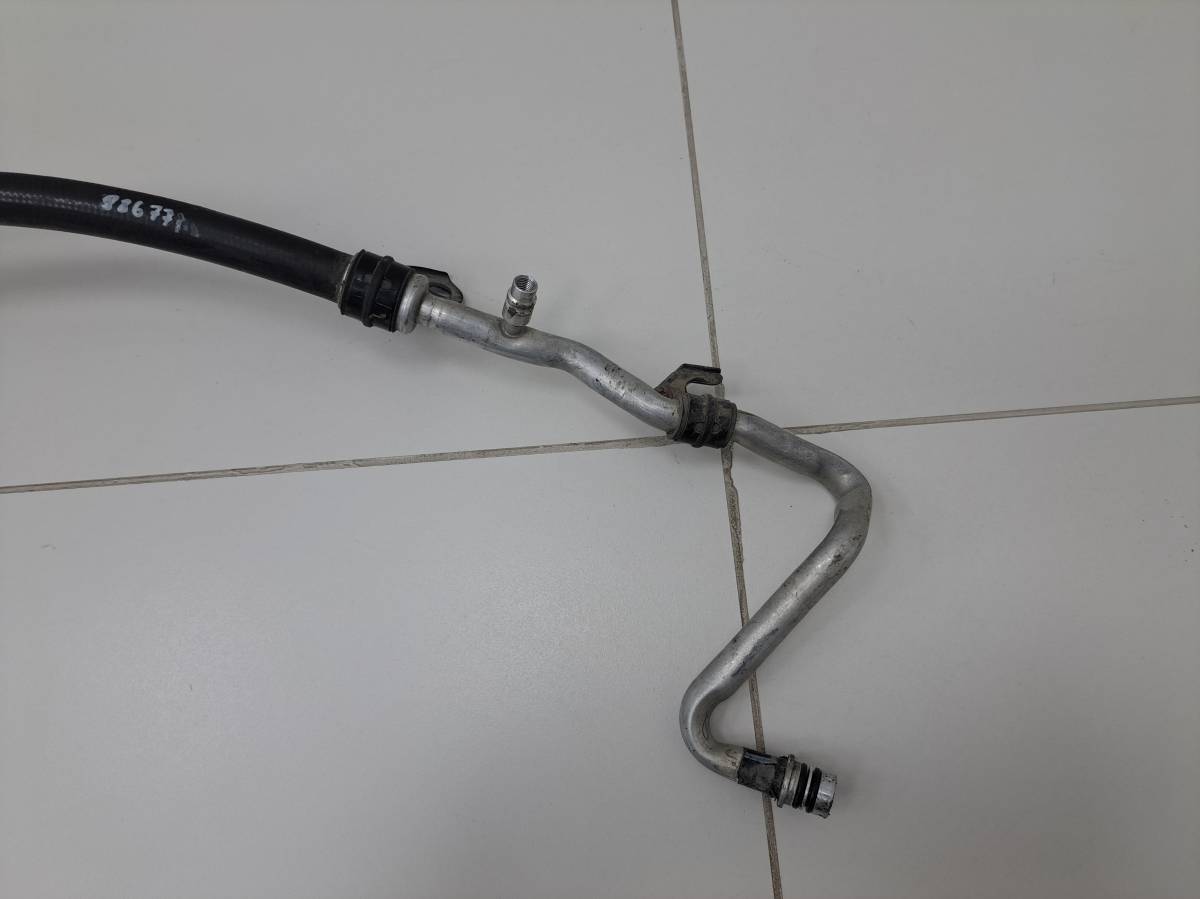 Трубка кондиционера Toyota Corolla E120 2001-2007 Трубка кондиционера Toyota Corolla E120 2001-2007