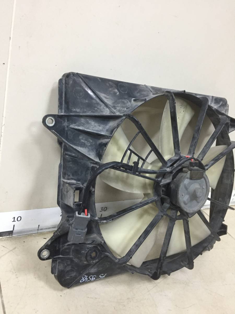 Диффузор вентилятора Honda CR-V 2007-2012