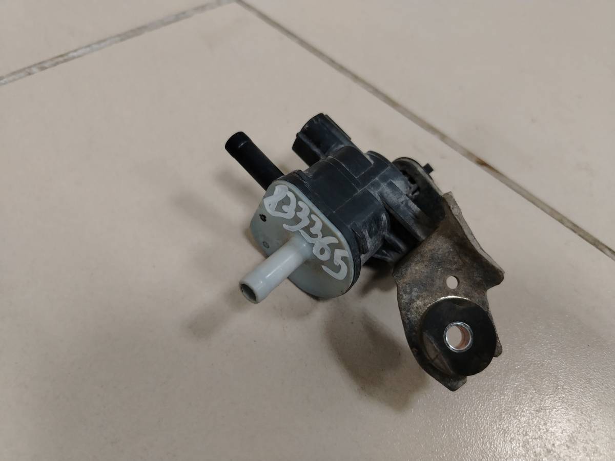 Клапан электромагнитный Toyota Corolla E150 2006-2013 Клапан электромагнитный Toyota Corolla E150 2006-2013