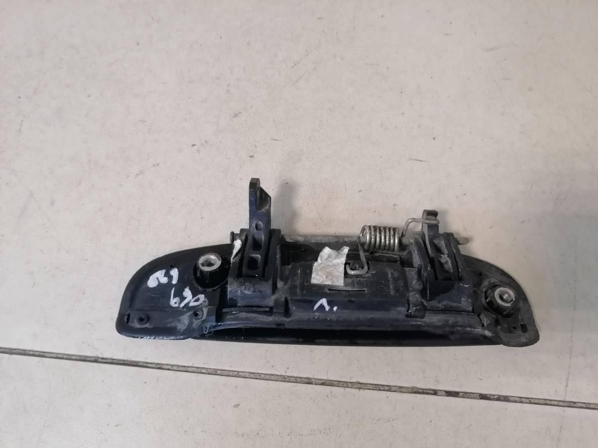 Ручка двери задней наружная левая Hyundai Getz 2002-2010