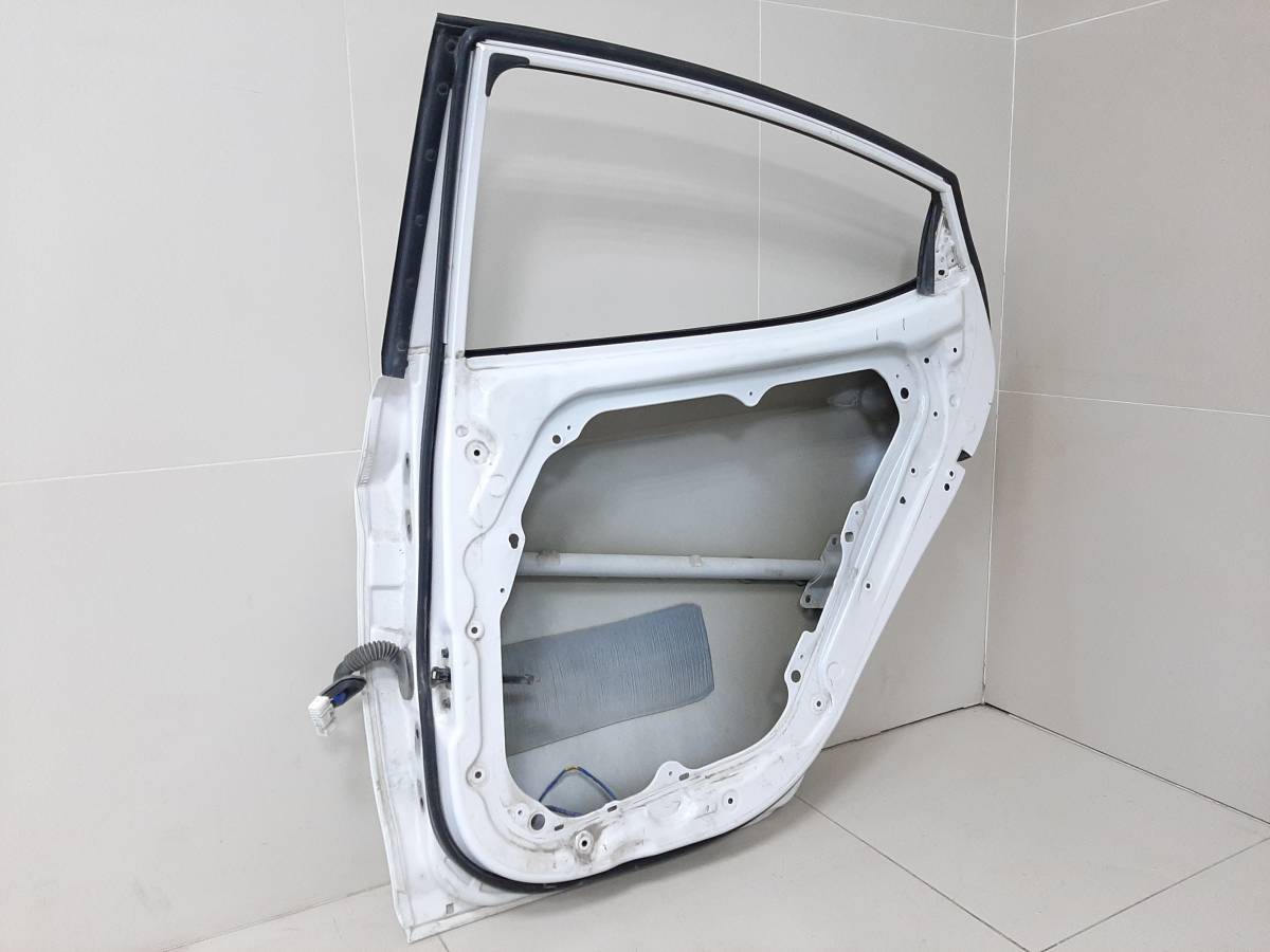 Дверь задняя правая Hyundai Elantra (MD) 2011-2016