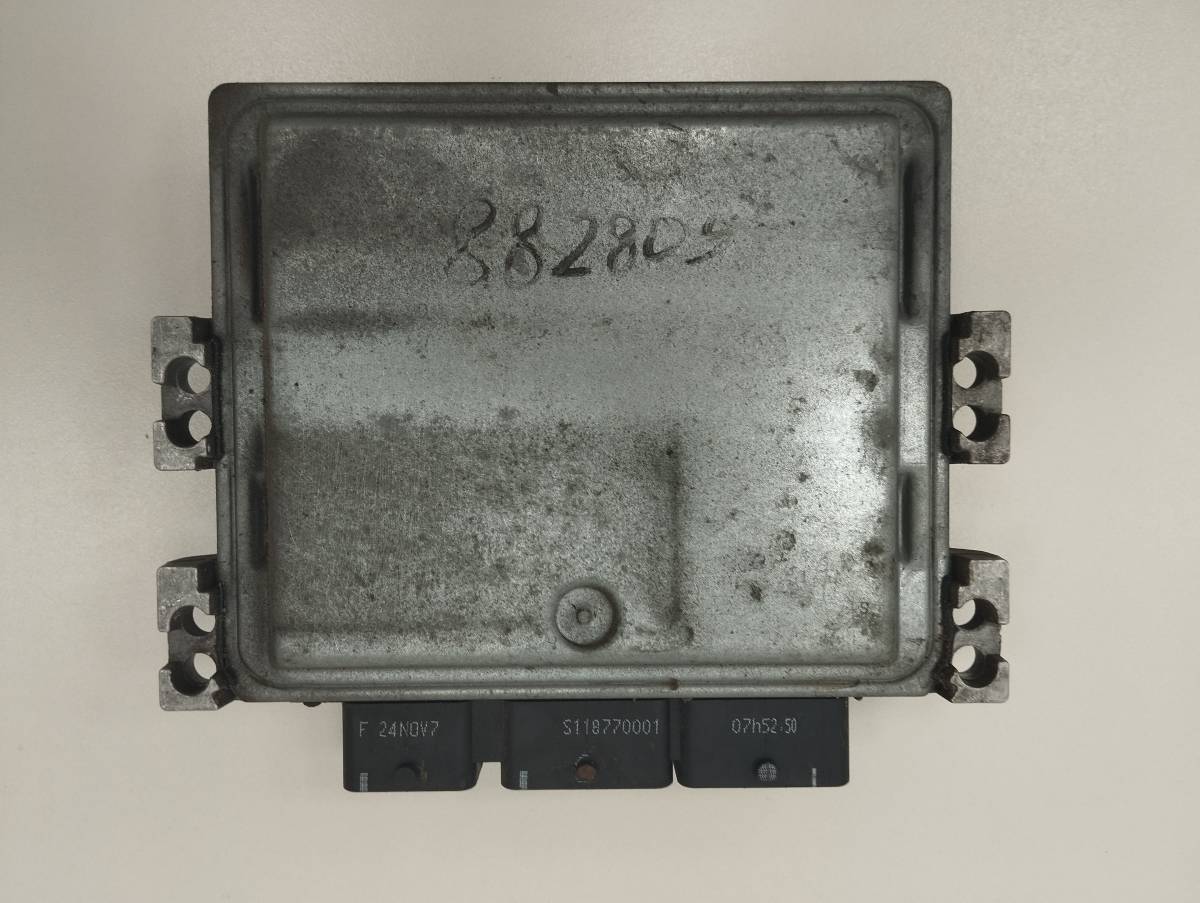 Блок управления двигателем Nissan Qashqai (J10) 2006-2013