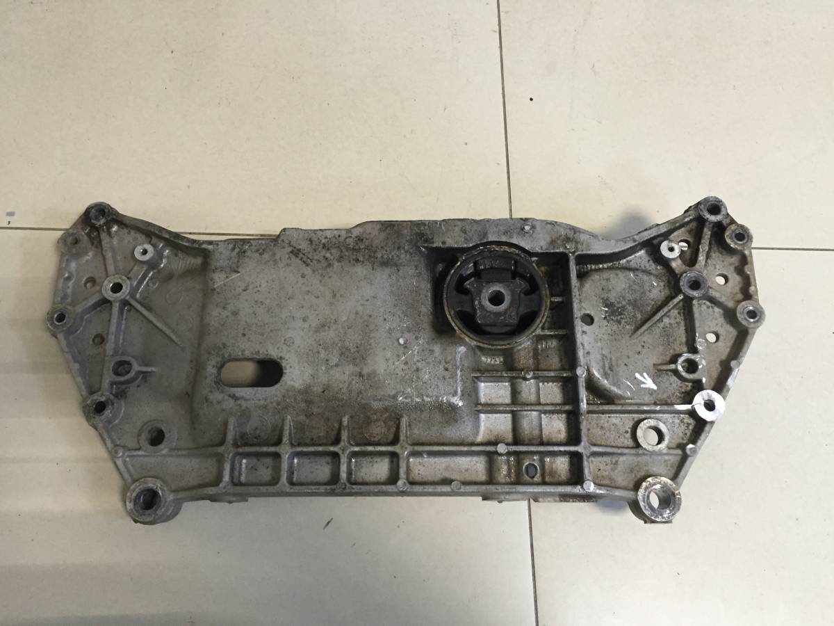 Балка подмоторная Volkswagen Jetta (1K) 2006-2011