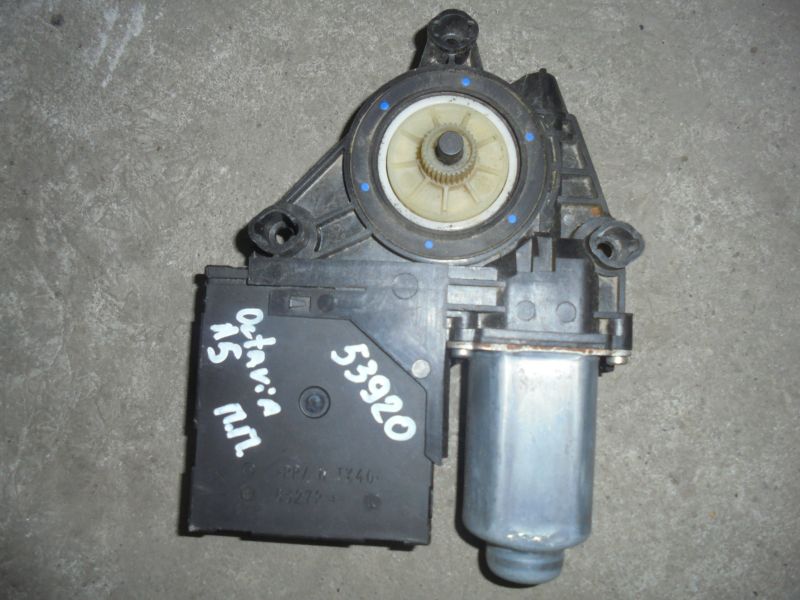 Моторчик стеклоподъемника для Skoda Octavia (A5 1Z-) 2004-2013