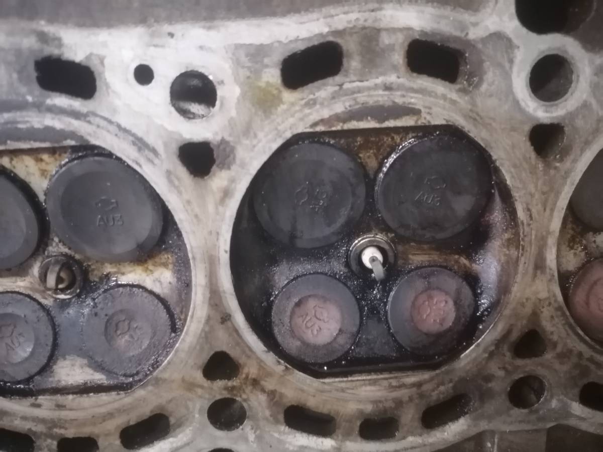Головка блока цилиндров Nissan Primera (P12) 2002-2007