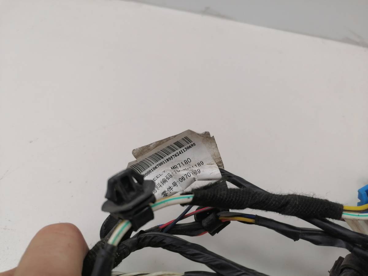 Проводка двери Geely Emgrand EC7 2008>