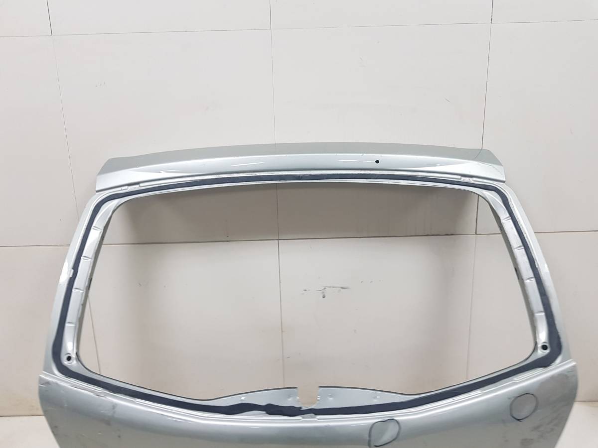Дверь багажника Renault Sandero 2009-2014