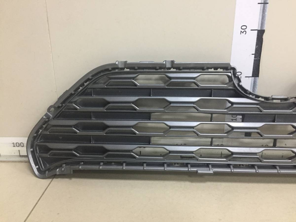 Решетка радиатора Toyota Rav 4 (XA50) 2018>