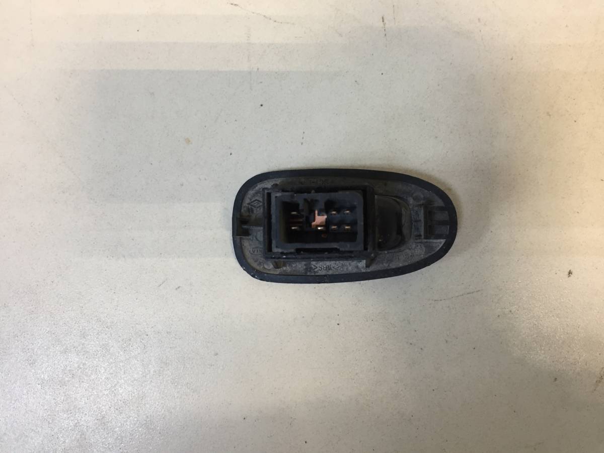 Кнопка стеклоподъемника Kia Spectra 2001-2011