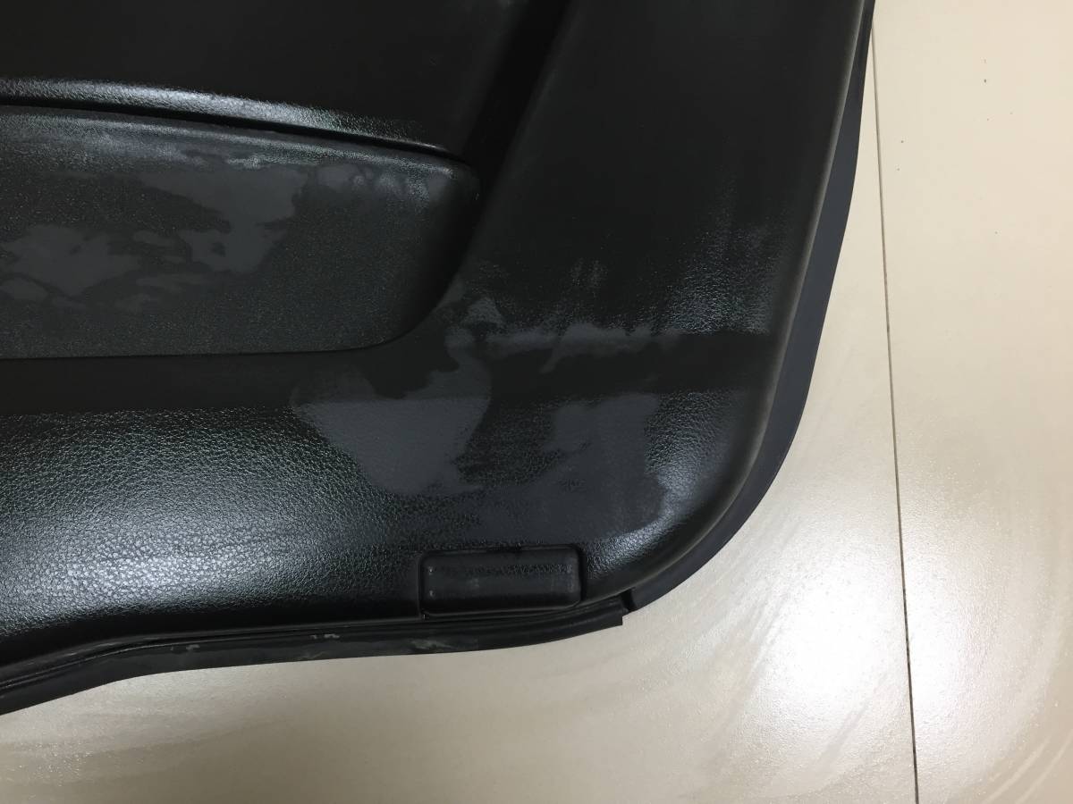 Обшивка двери передней правой Suzuki Grand Vitara 2005-2015