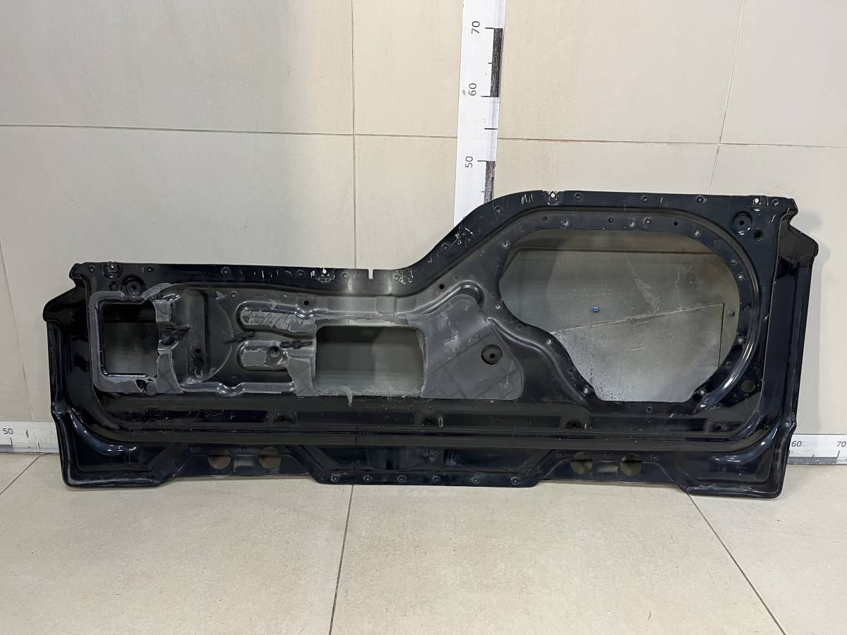 Дверь багажника нижняя Land Rover Discovery 3 2004-2009