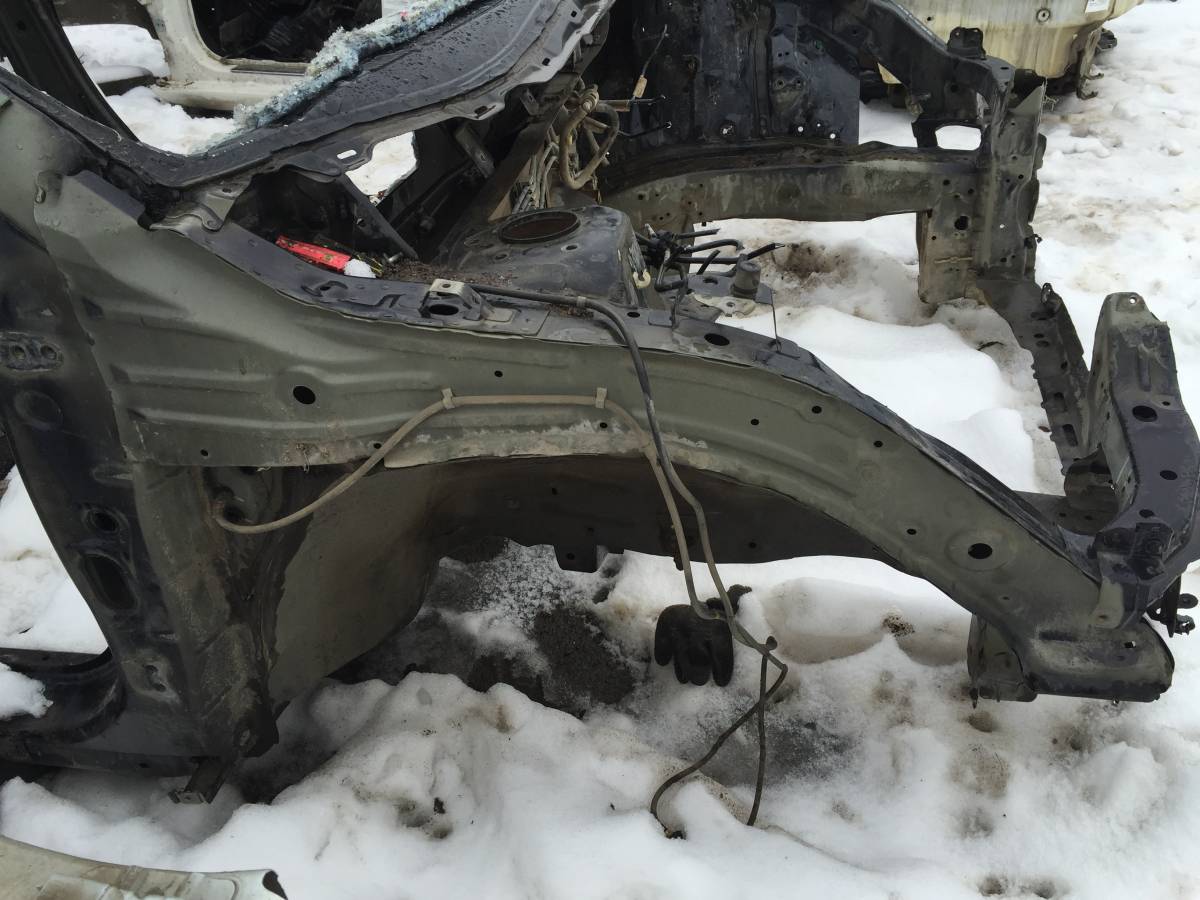 Лонжерон передний правый Honda CR-V 2007-2012