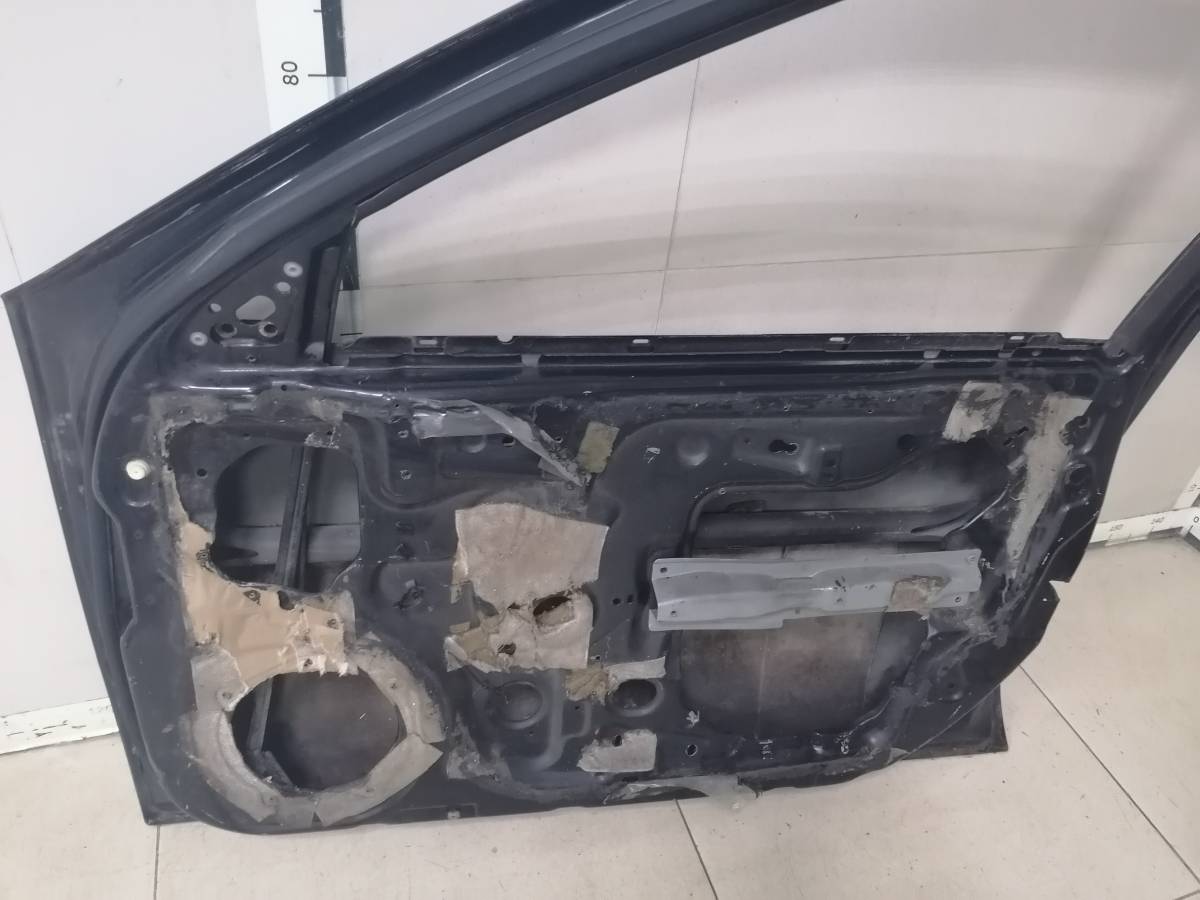Дверь передняя правая Nissan Maxima (A32) 1995-2000