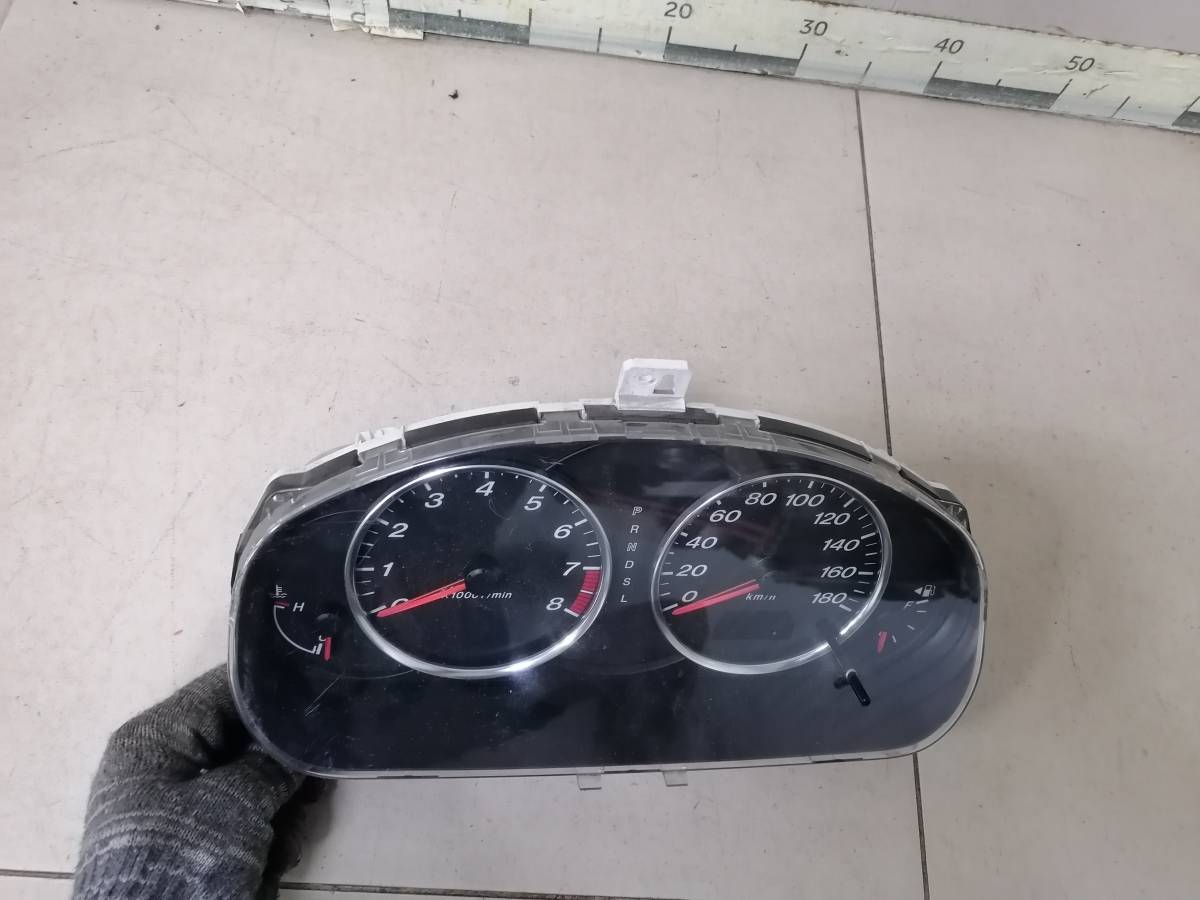 Панель приборов Mazda Atenza (GG) 2002-2007