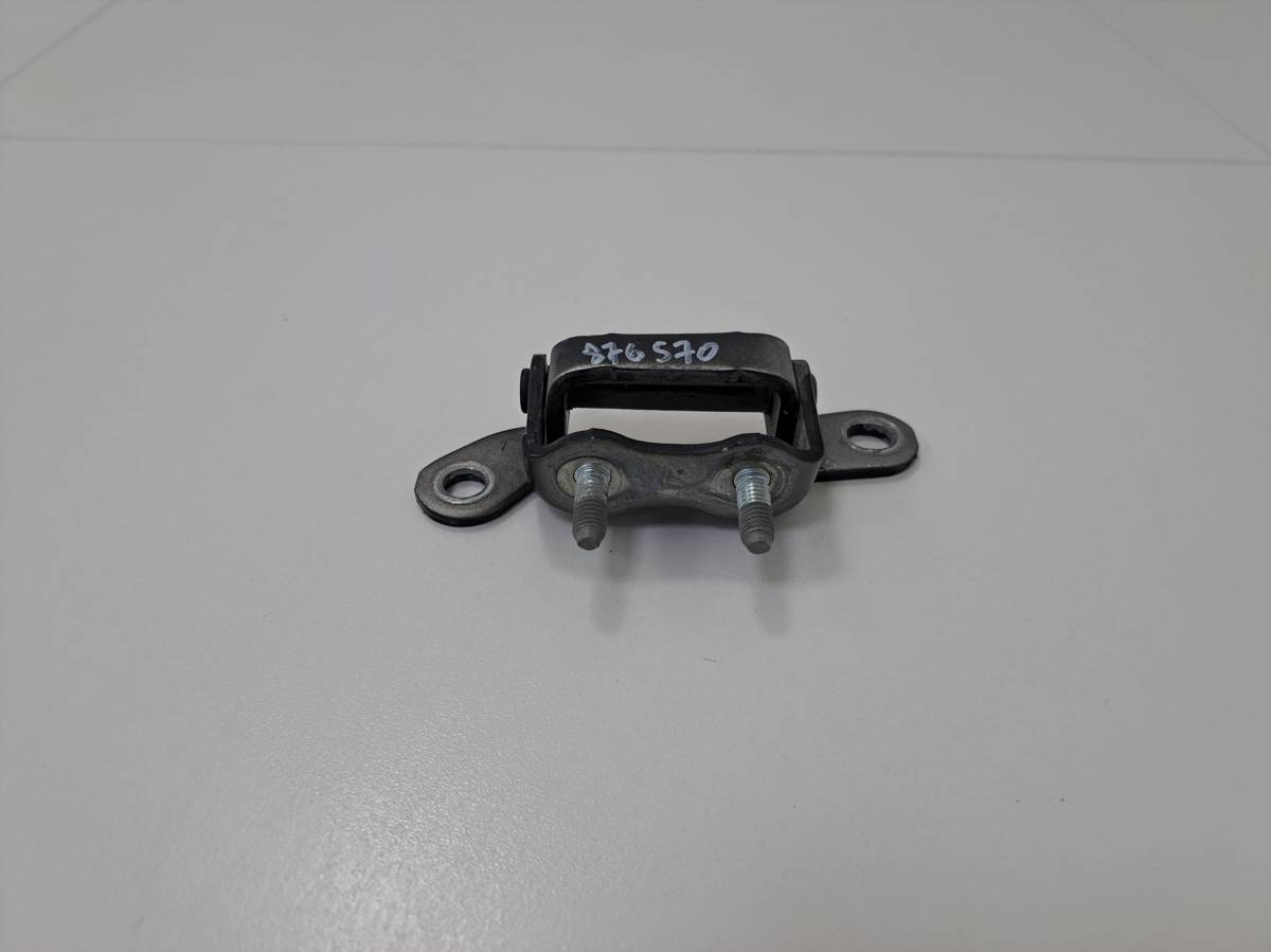 Петля двери задней левой верхняя Toyota Camry (XV30) 2001-2006