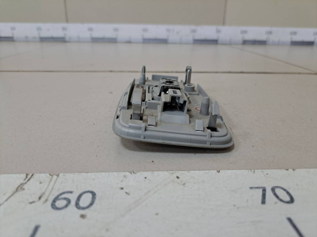 Плафон салонный Toyota Camry (XV30) 2001-2006