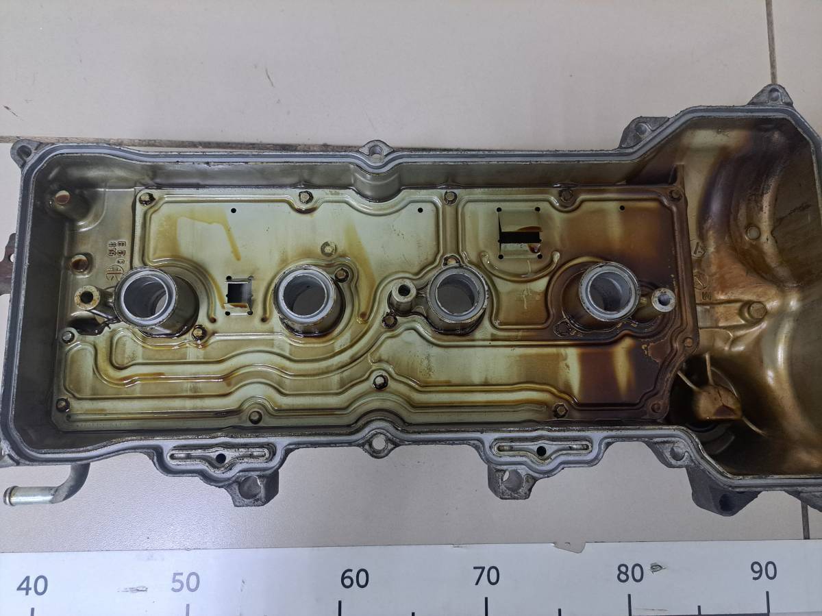 Крышка головки блока (клапанная) Nissan Tiida (C11) 2007-2014 Крышка головки блока (клапанная) Nissan Tiida (C11) 2007-2014