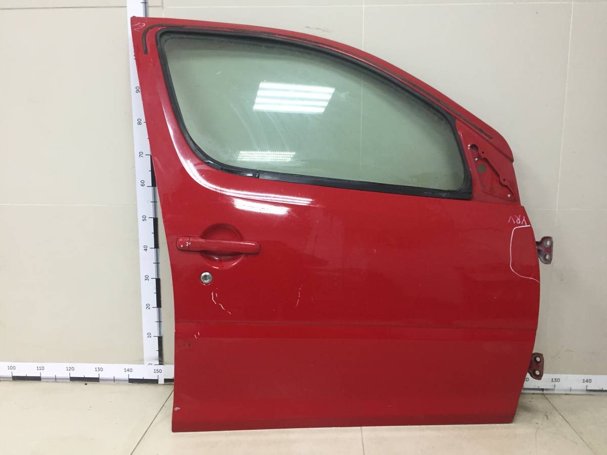 Дверь передняя правая Daihatsu YRV 2000-2005