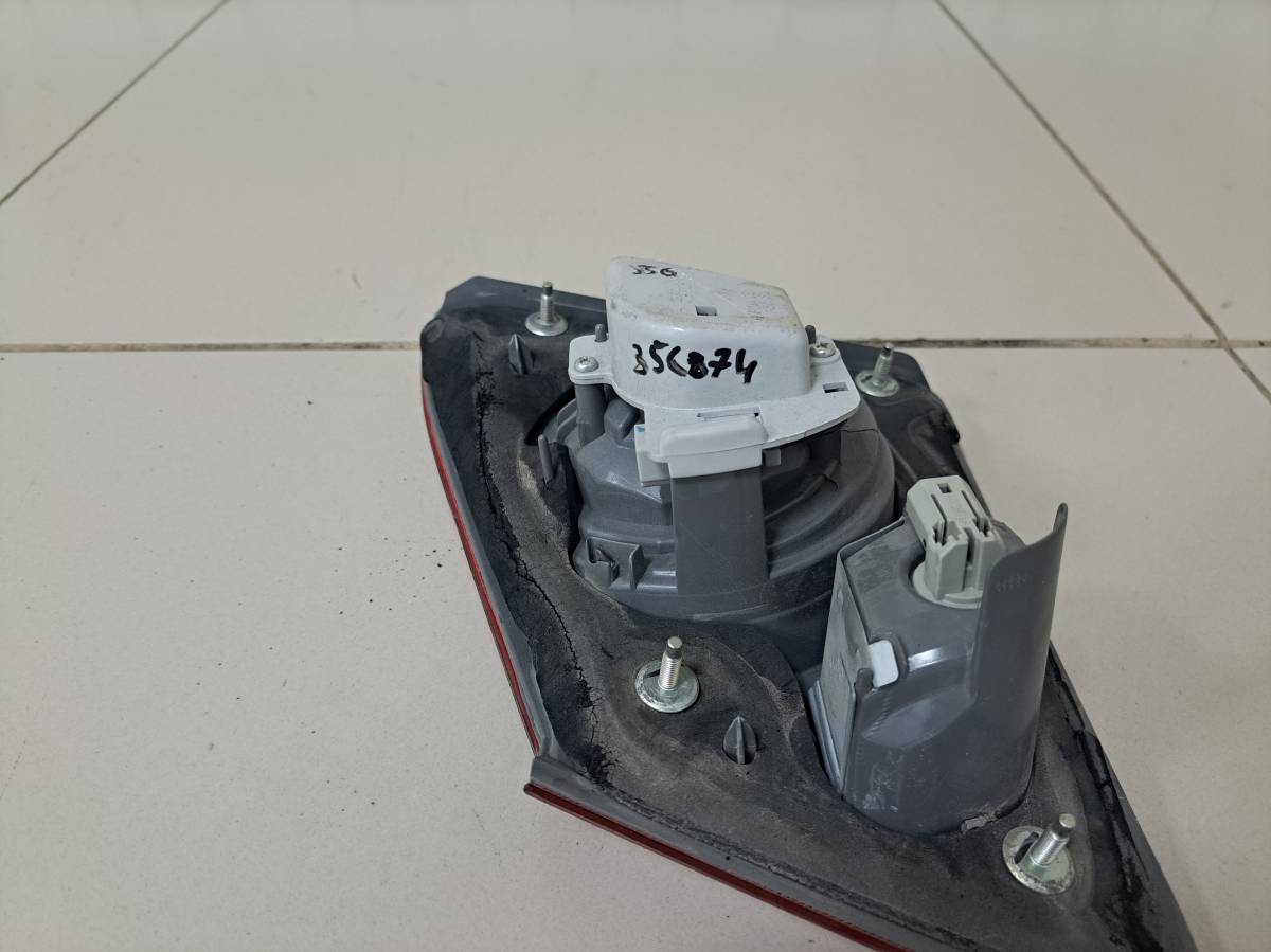 Фонарь задний внутренний левый Honda Civic 4D 2006-2012