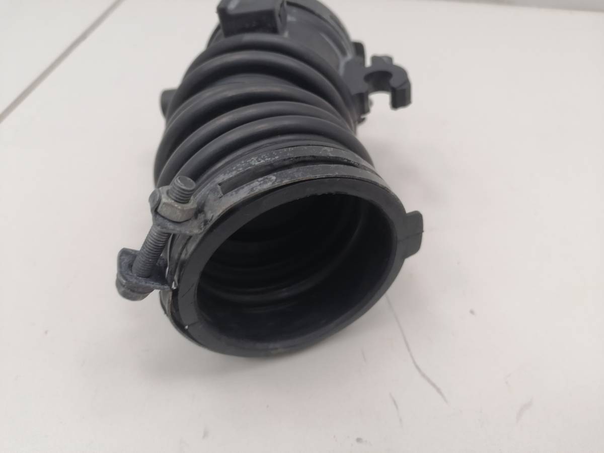 Патрубок воздушного фильтра Mazda CX-7 (ER) 2006-2012