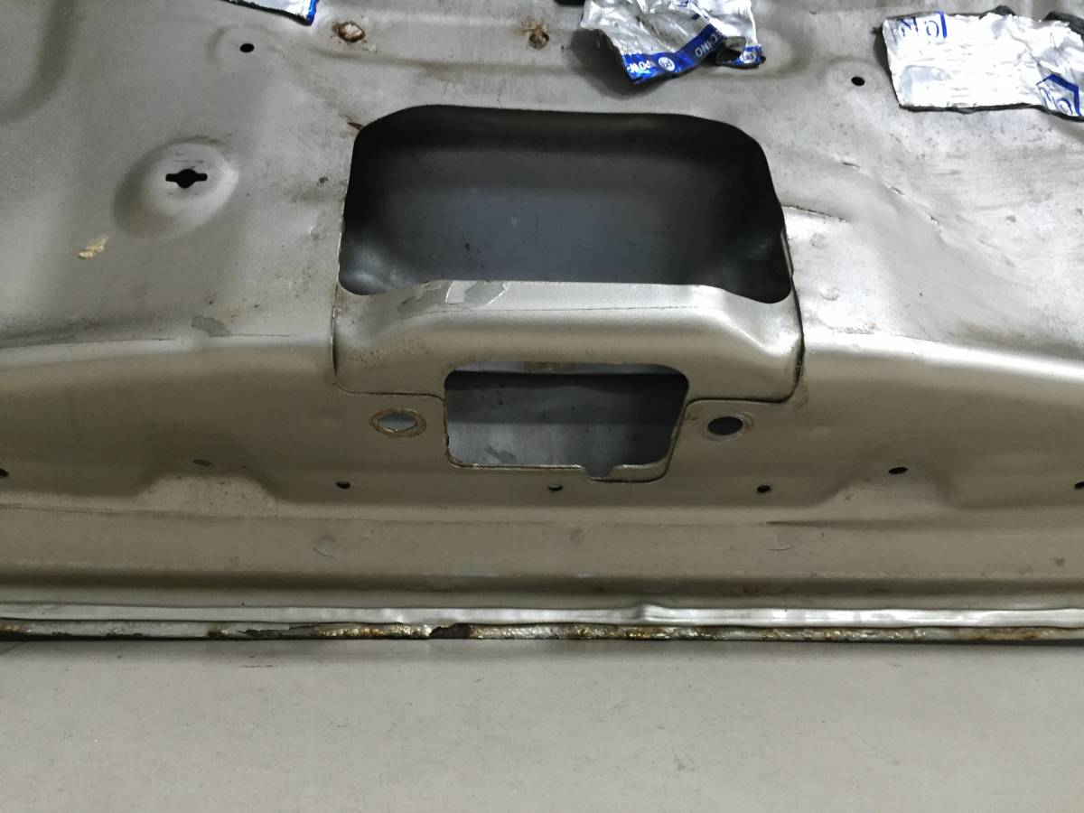 Дверь багажника Subaru Tribeca (B9) 2005-2014