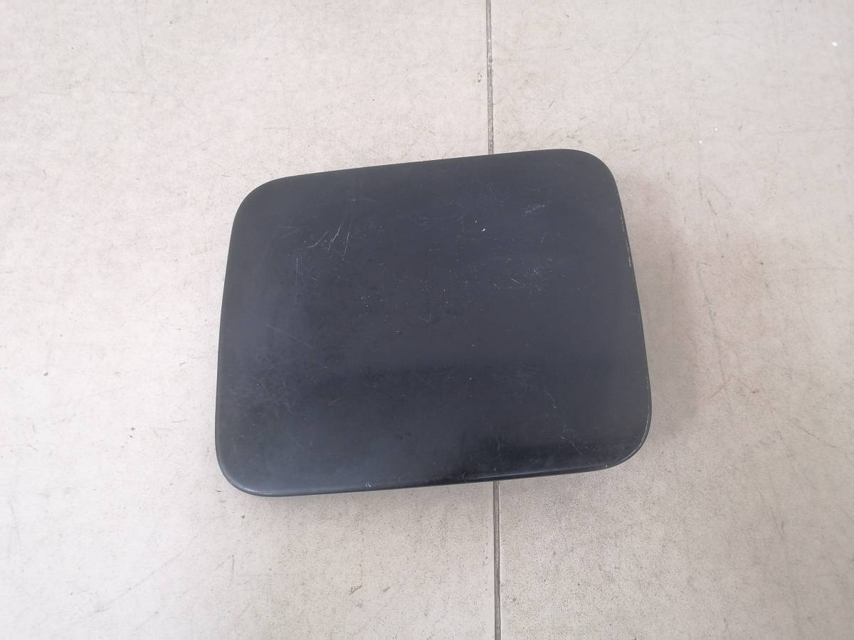 Лючок бензобака Mitsubishi Diamante 2 (F3, F4) 1994-2005г