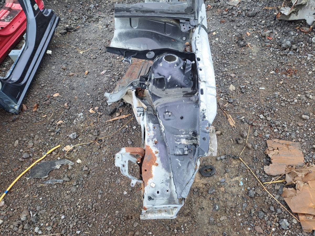 Лонжерон передний левый Opel Astra H / Family 2004-2015
