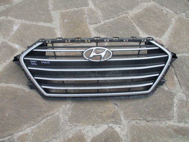 Решетка радиатора для Hyundai Elantra (AD) 2015>