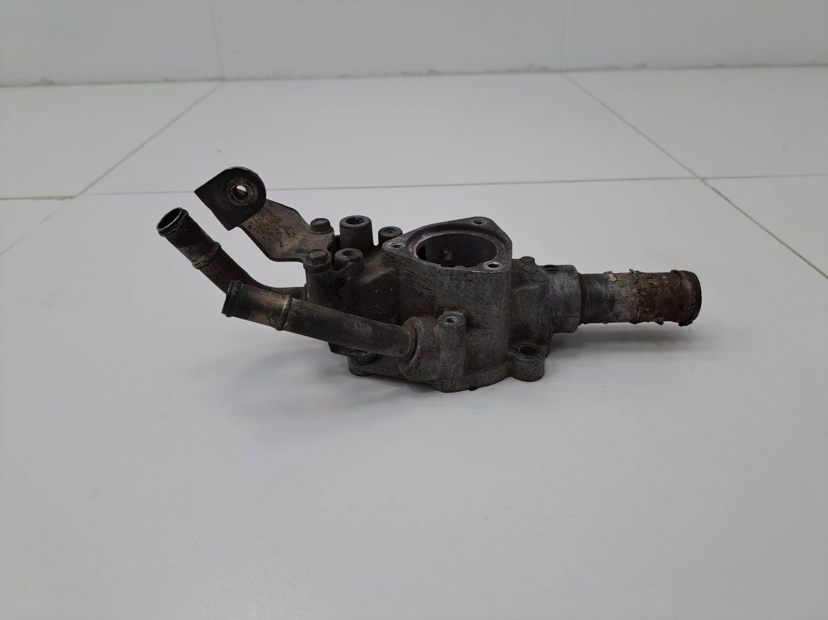 Корпус термостата Nissan Almera (N16) 2000-2006 Корпус термостата Nissan Almera (N16) 2000-2006