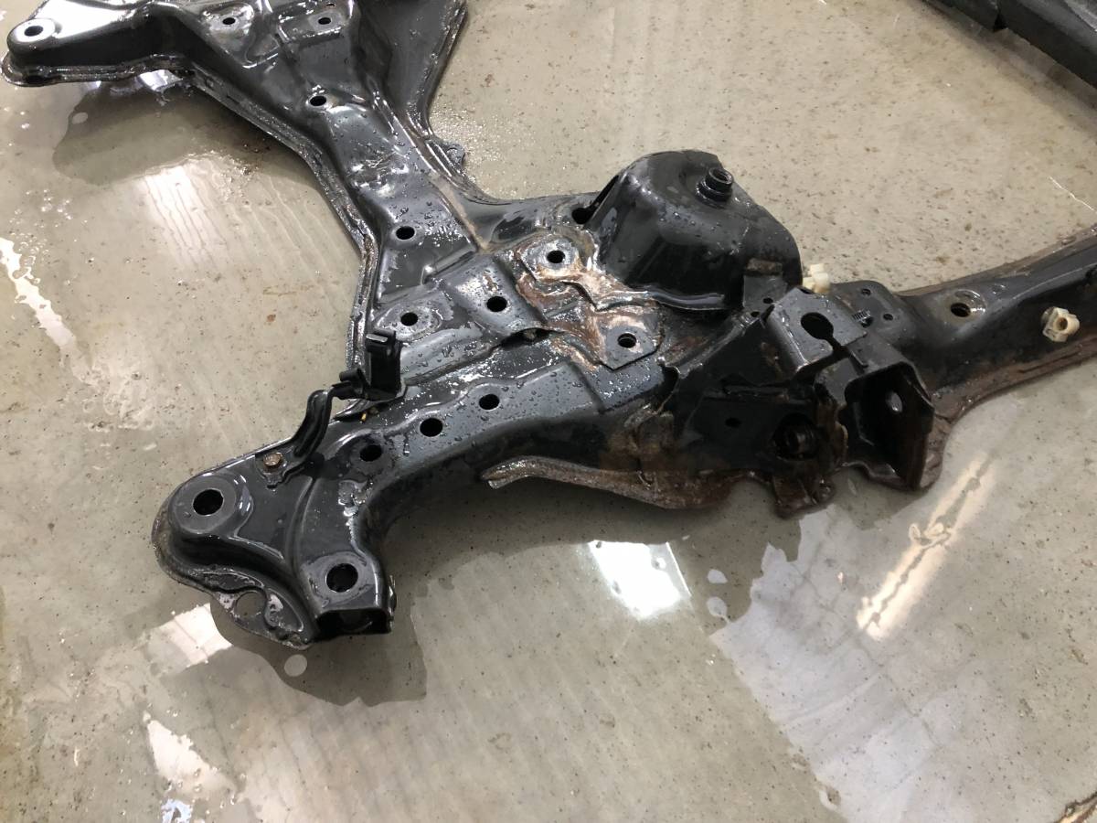 Балка подмоторная Honda CR-V 2007-2012