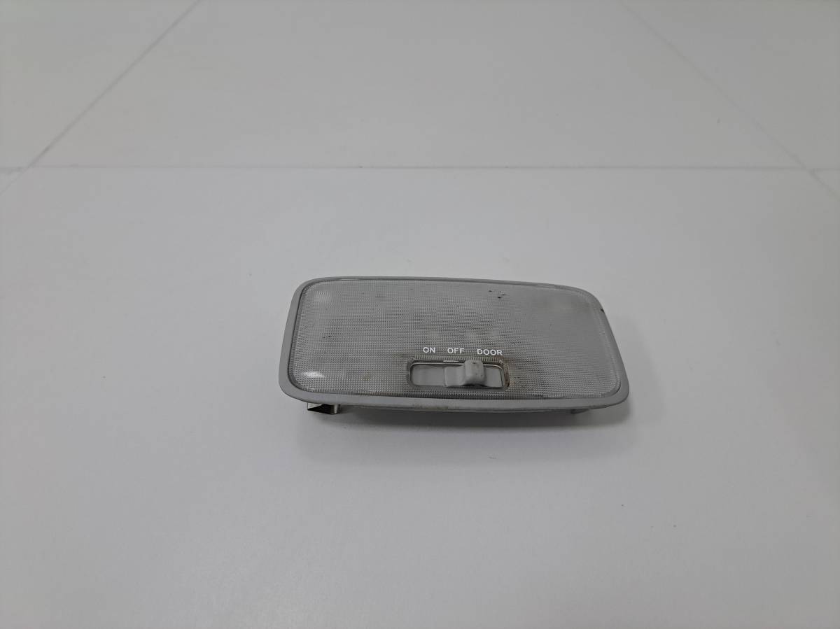 Плафон салонный Toyota Camry (XV30) 2001-2006