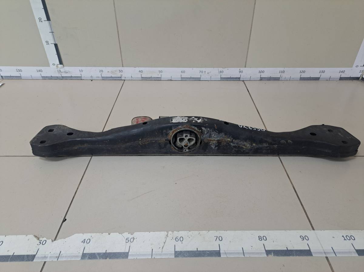 Балка крепления КПП Porsche Cayenne 2003-2010