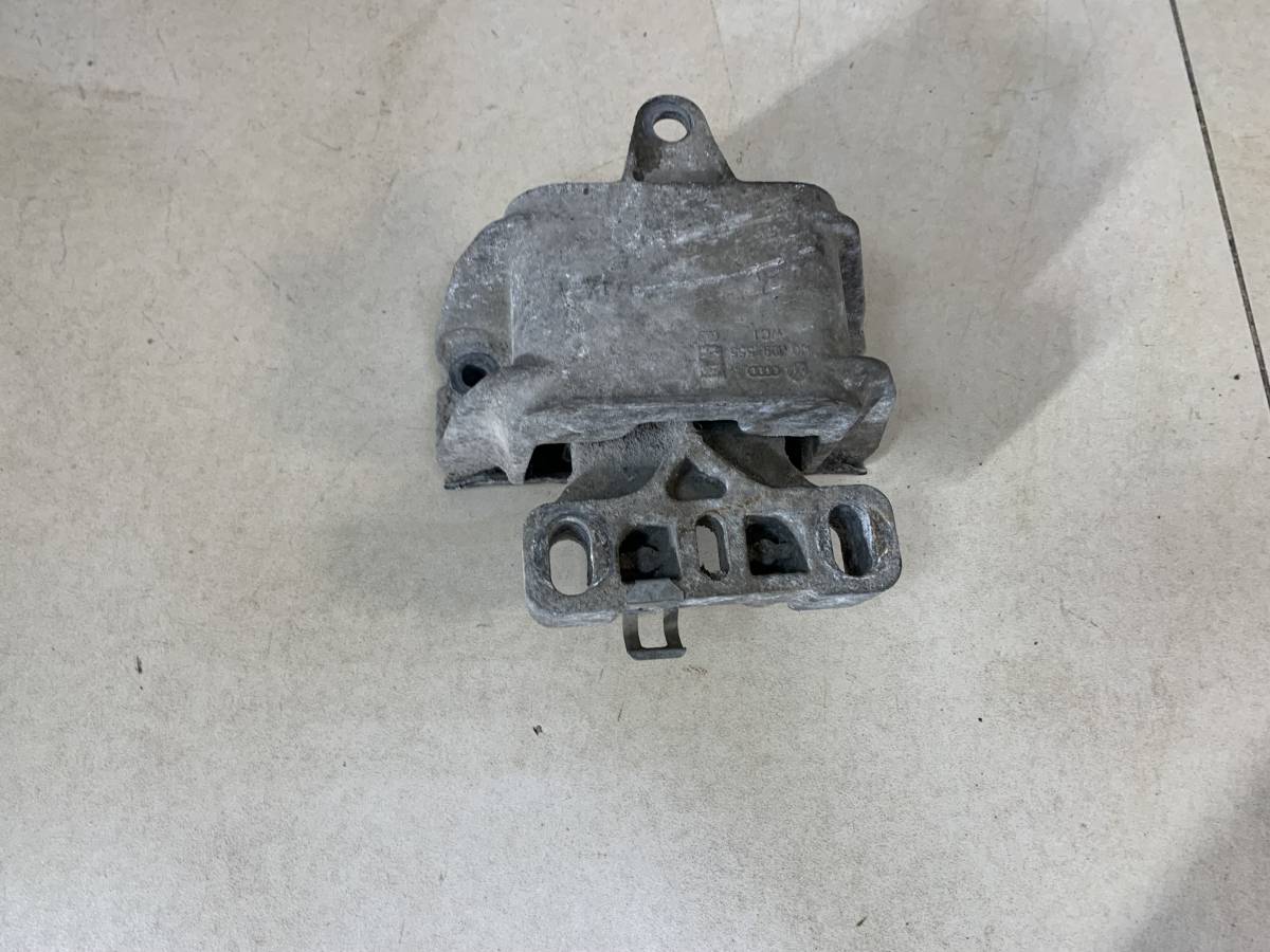 Опора двигателя левая Skoda Octavia (A4 1U-) 2000-2011