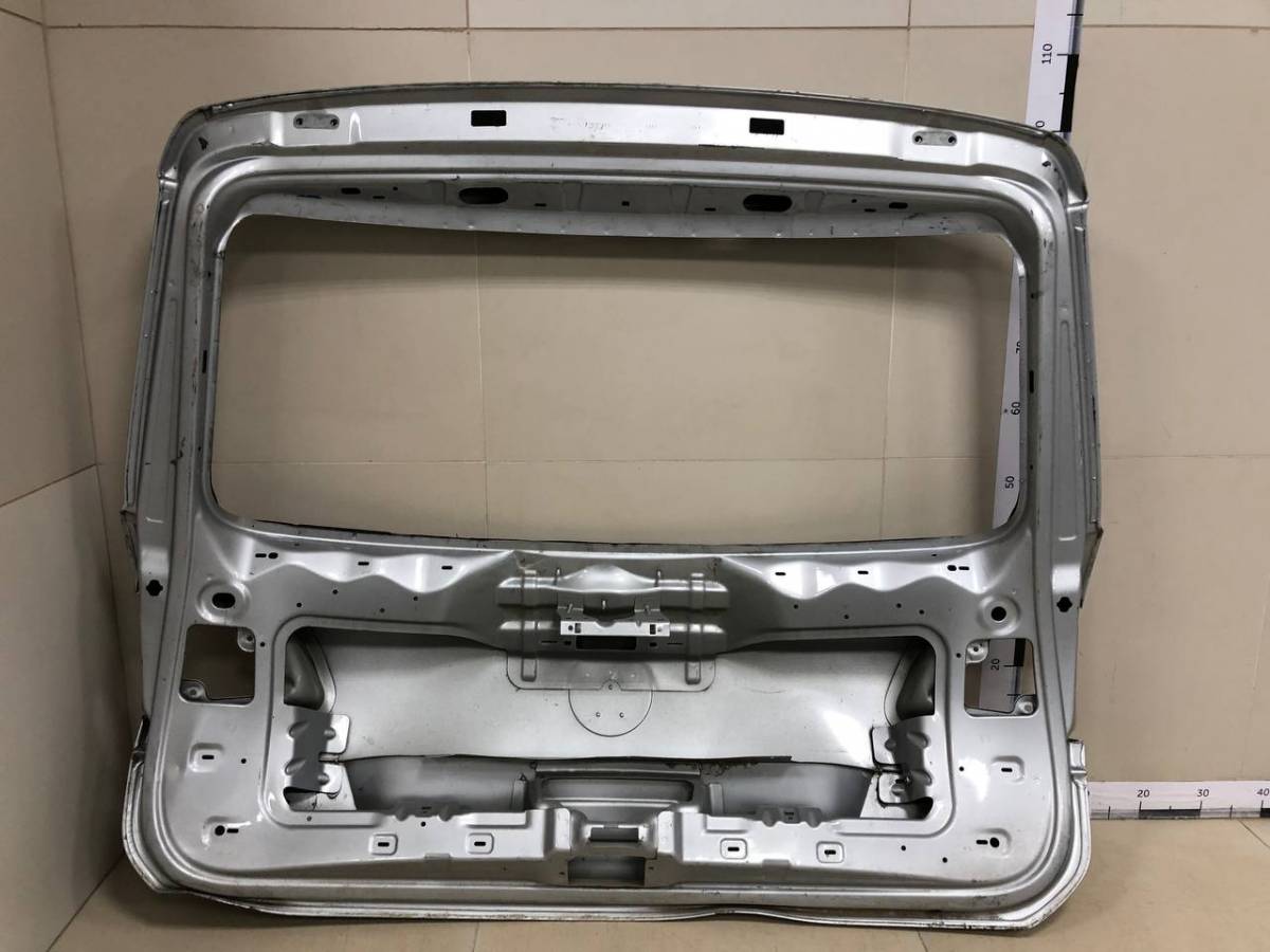 Дверь багажника Volkswagen Touareg (7P) 2010>
