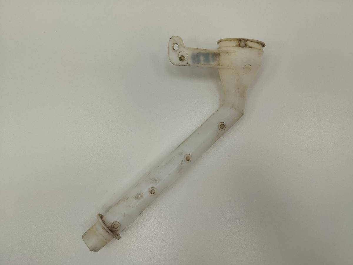 Горловина бачка омывателя Nissan Qashqai (J10) 2006-2013
