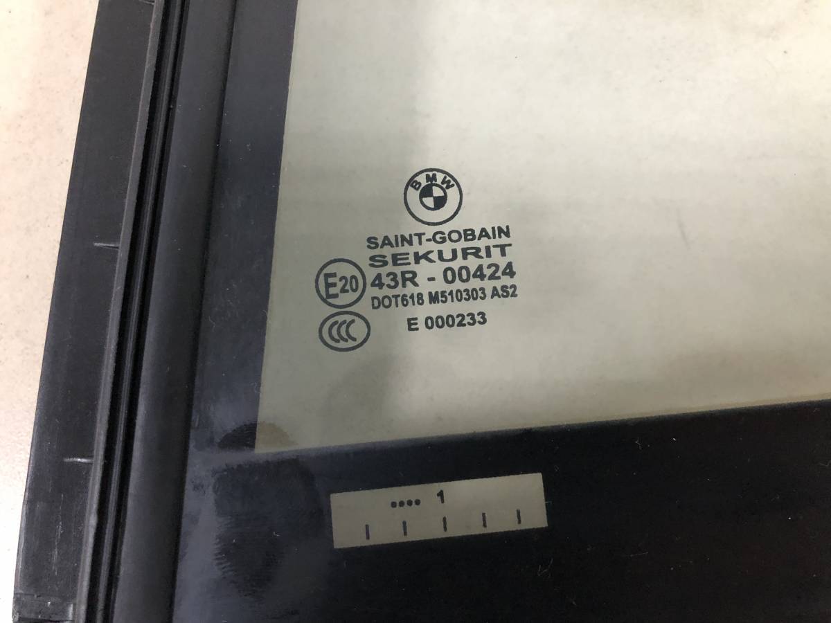 Стекло двери задней левой (форточка) BMW 7-Series F01  2008-2015