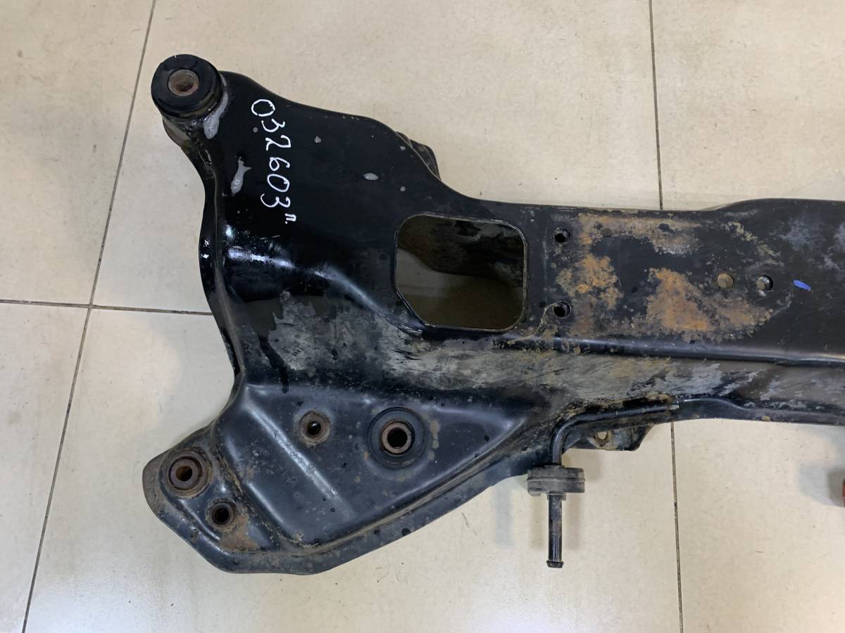 Балка подмоторная Mitsubishi Galant 1992-1996