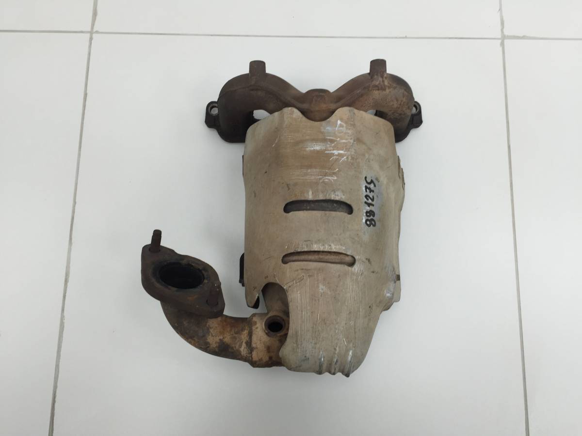 Коллектор выпускной Ford Fusion (JU) 2002-2012