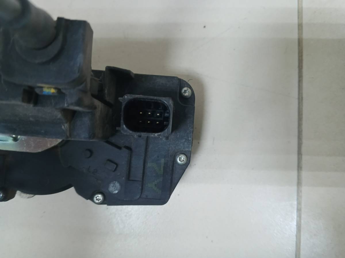 Замок двери задней левой Chevrolet Captiva (C100) 2006-2011 Замок двери задней левой Chevrolet Captiva (C100) 2006-2011