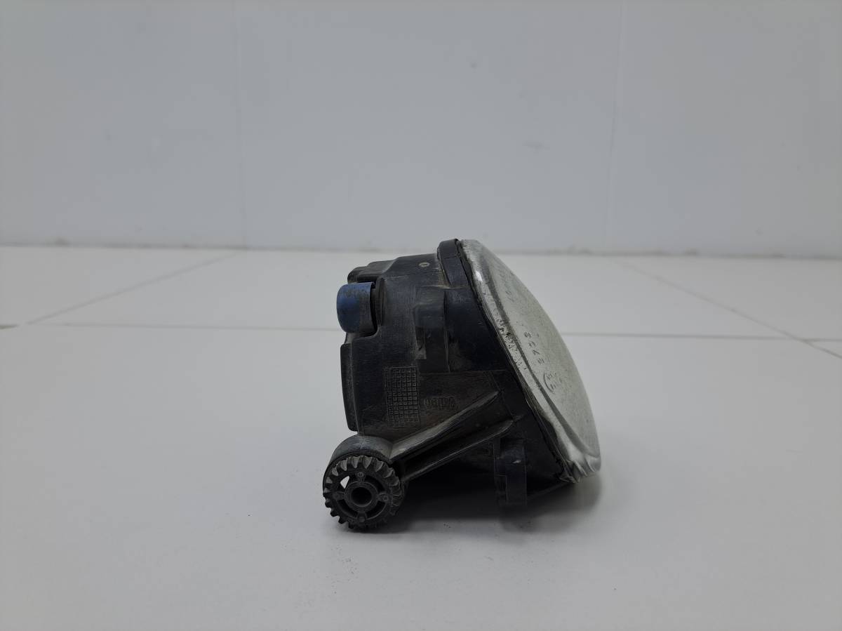 Фара противотуманная правая BMW X5 E53 2000-2007