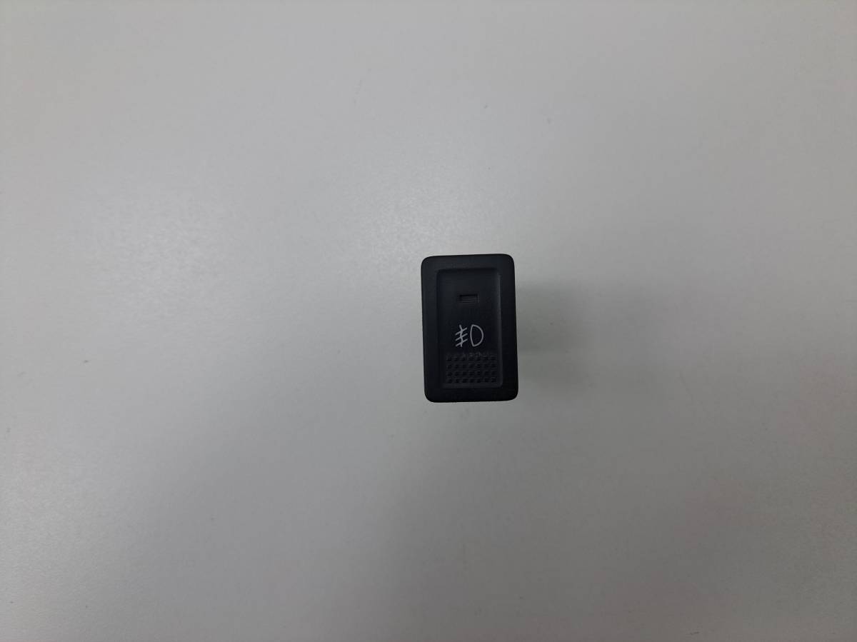 Кнопка противотуманки Suzuki SX4 2006-2013